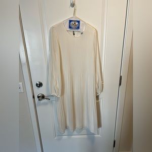NWT Aritzia Daydreamer Midid Dress